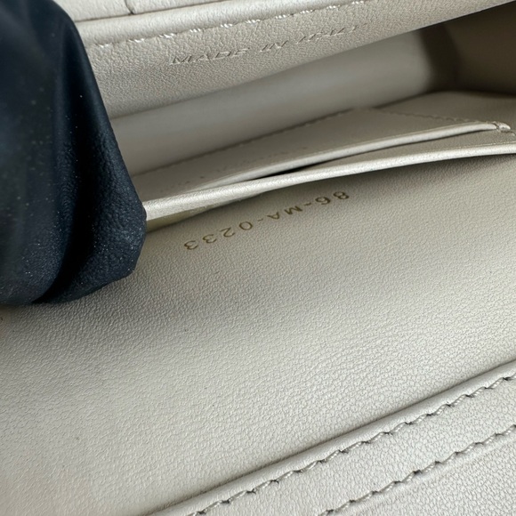 Dior Beige Quilted Chain Bag - Picture 13 of 14